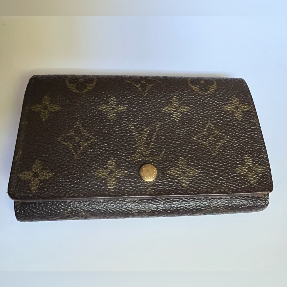 LOUIS VUITTON Porte-Monnaie Billets Tresor Monogram Wallet